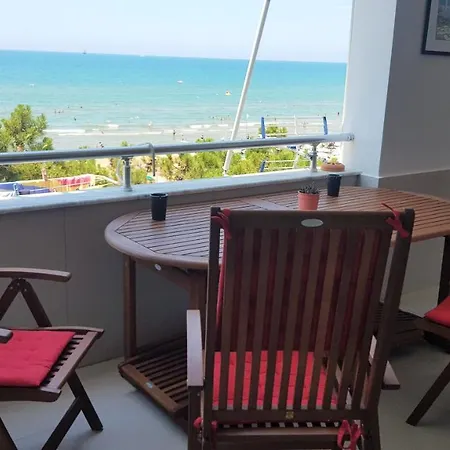 M&i With Sea View