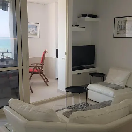 דירה M&i With Sea View דורס