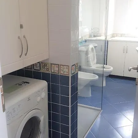 M&i With Sea View Apartman *