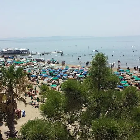 M&i With Sea View * דורס