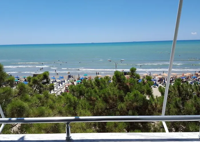 M&i With Sea View Apartament Durrës